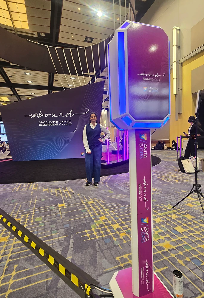 DSLR booth capturing a group photo